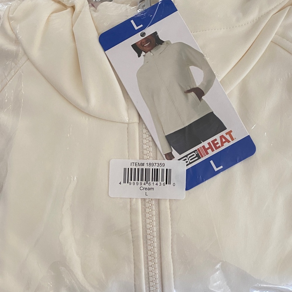 32 Degrees Women's Off-White Puffer Jacket